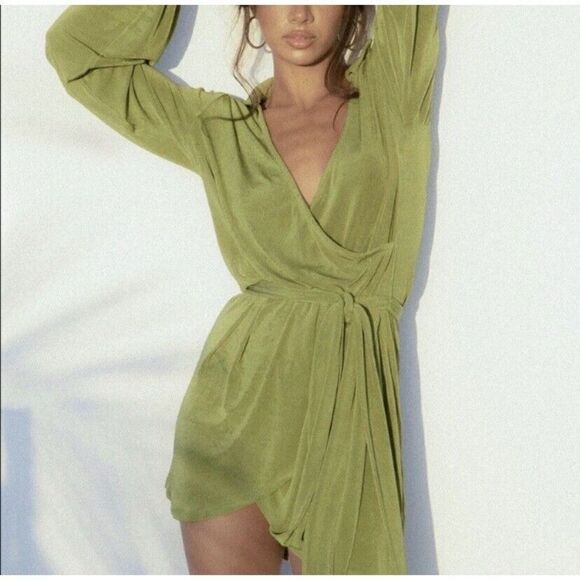 Princess Polly Party Time Slinky Mini Wrap Dress Size 0 Green - Picture 1 of 10
